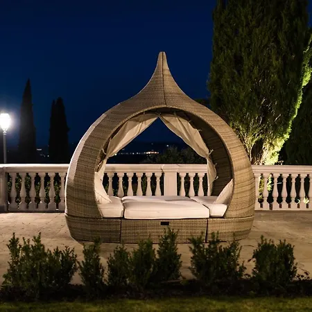 Dei Medici Villa *